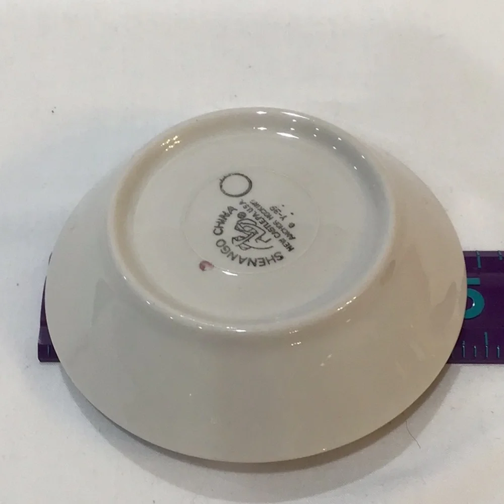 Monkey bowl trimmed in gold, Made in the Shenango Valley, Pennsylvania USA